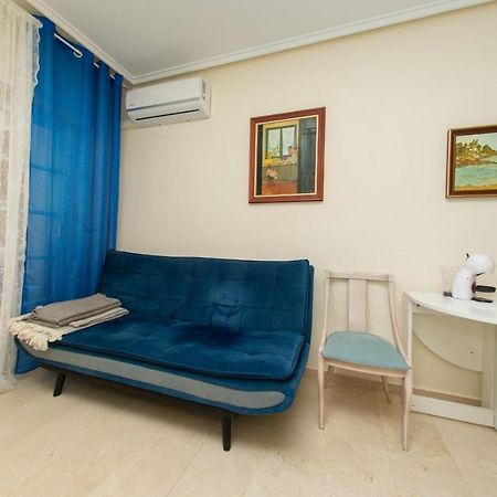Студия На Белоснежном Пляже Los Locos Torrevieja Dış mekan fotoğraf